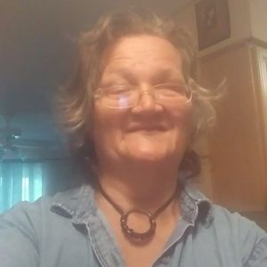 Meet your Posher, Connie